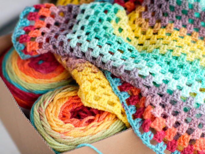 Discover the Beauty of Bright Afghans - A Source of Inspiration Discover the Beauty of Bright Afghans - A Source of Inspiration