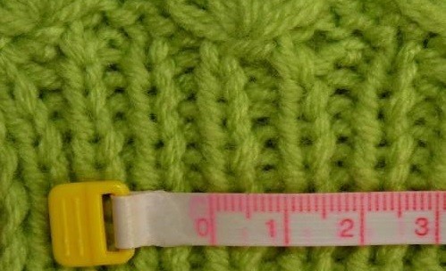 Complete Knitting Instructions for a Beautiful Hat Using Light-Green Yarn Complete Knitting Instructions for a Beautiful Hat Using Light-Green Yarn