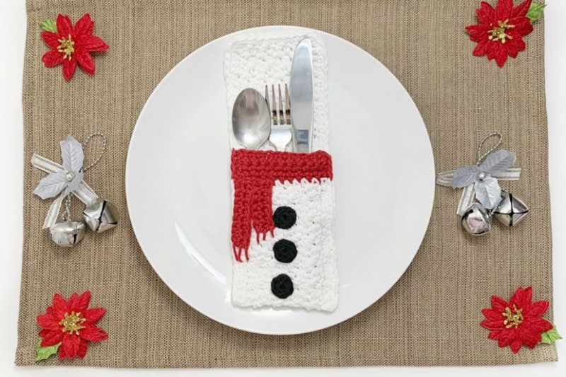 ​Snowman Belly Flatware Holder (Crochet)