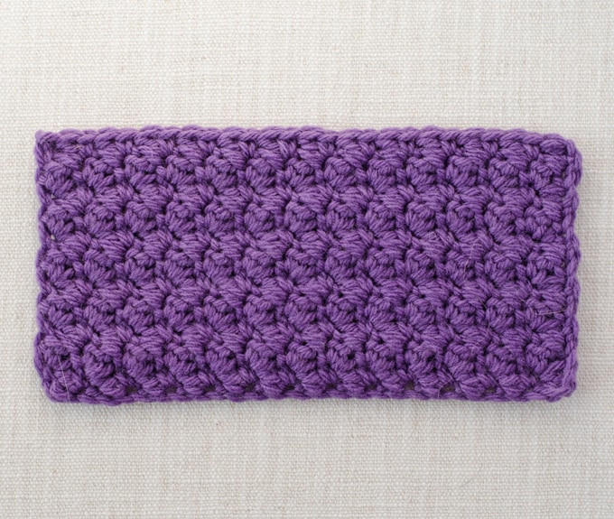 A Complete Guide to Crocheting with Chain Stitches and Double Crochet