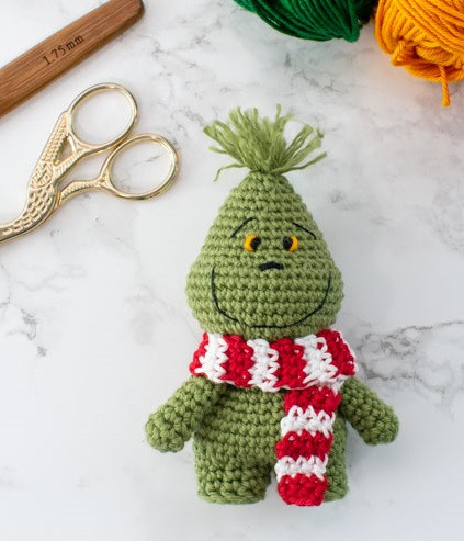 ​Happy Grinch Crochet Toy