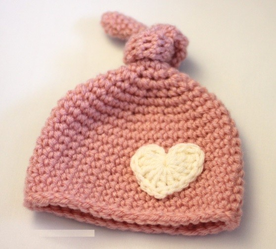 Helping our users. ​Crochet Baby Hat with a Knot.