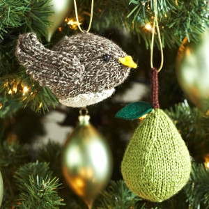 ​Patridge in a Pear Tree Knit Ornament