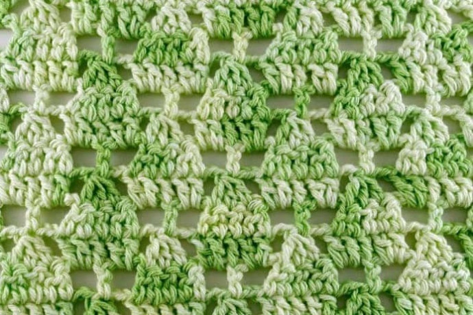 ​Crochet Christmas Tree Pattern