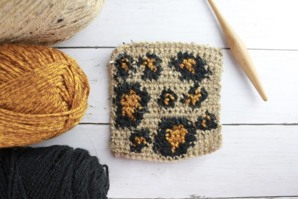 Comprehensive Row Instructions for Crochet Patterns with Color Changes Comprehensive Row Instructions for Crochet Patterns with Color Changes