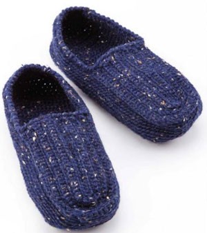Helping our users. ​Men’s Knit Slippers.