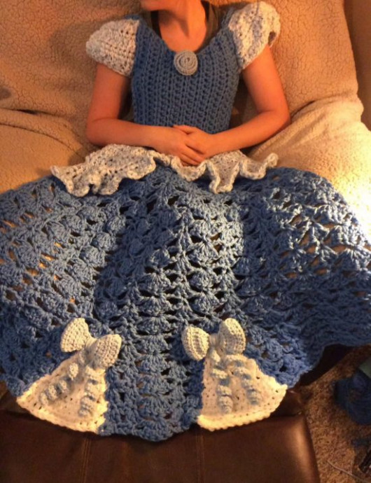Creative Inspiration: Crochet Disney Princess Dresses for Enthusiasts Creative Inspiration: Crochet Disney Princess Dresses for Enthusiasts