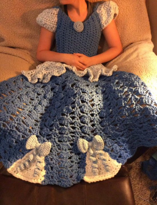 Inspiration. Crochet Disney Princess Dresses.