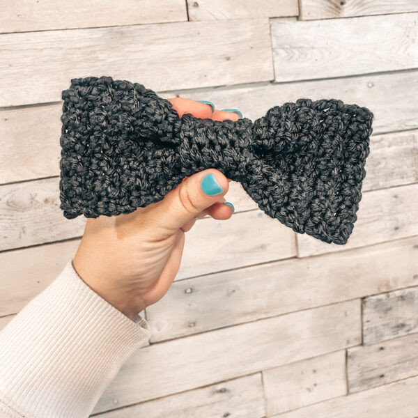 Helping our users. ​Crochet Bow Scrunch.