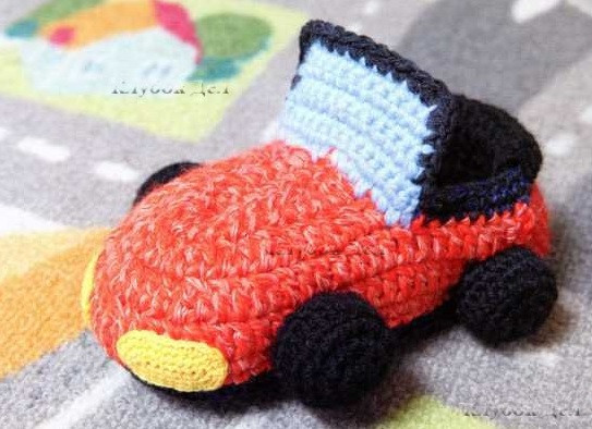 Create Your Own Crochet Car: A Step-by-Step Guide with Essential Materials and Instructions