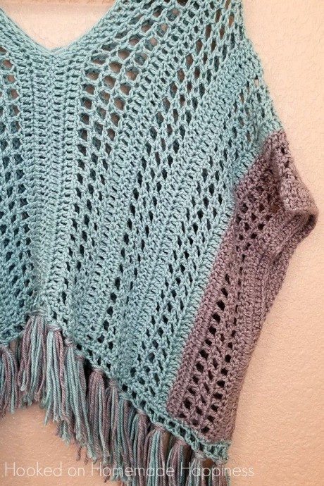 Explore Inspiring Spring Ponchos for Your Seasonal Wardrobe Explore Inspiring Spring Ponchos for Your Seasonal Wardrobe