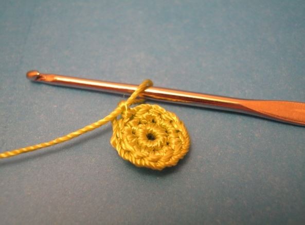 Crochet Cover for Bead