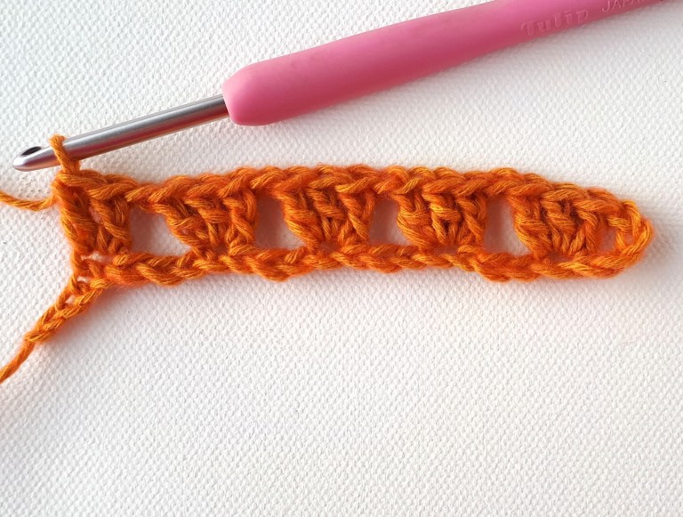 Granny Spike Crochet Stitch FREE CROCHET PATTERN — Craftorator