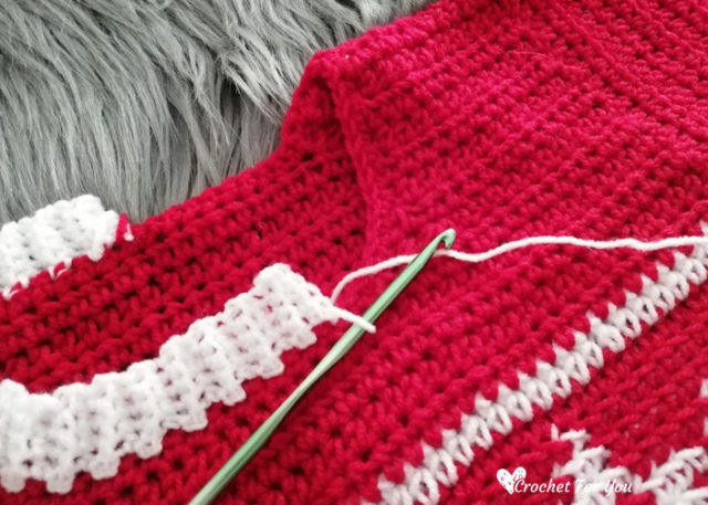 Helping our users.​ Crochet Christmas Baby Sweater.