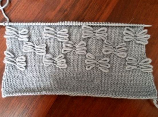 ​Moth Knit Stitch