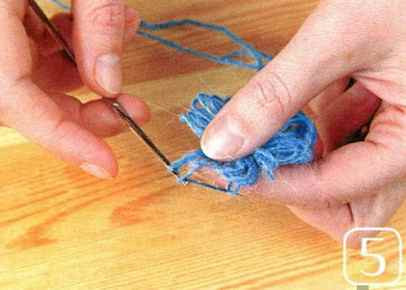 How to Create a Beautiful Crochet Rose Using Light-Blue Twist Yarn How to Create a Beautiful Crochet Rose Using Light-Blue Twist Yarn