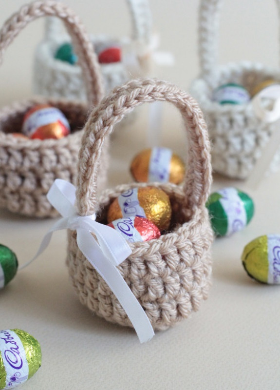 ​Small Easter Basket