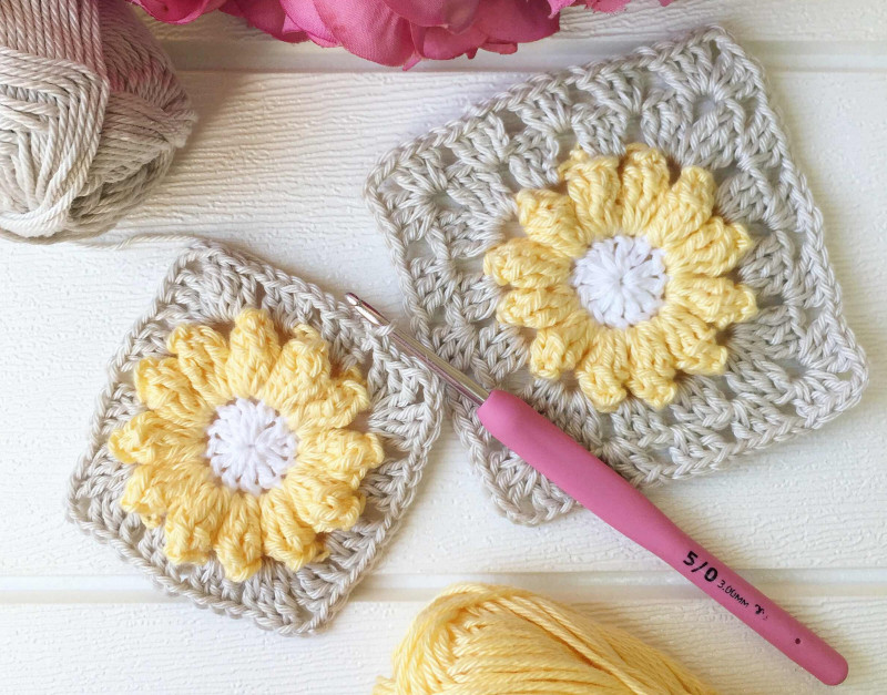 Crochet Daisy Square