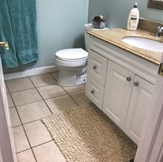 Crochet rug in the bathroom