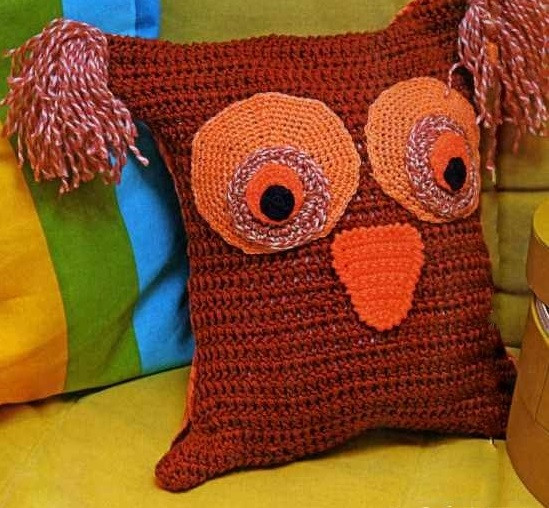 Crochet owl pillow cover