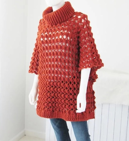 Crochet pullover-poncho