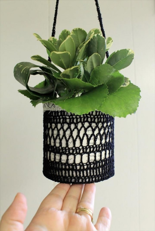 Plant hanger