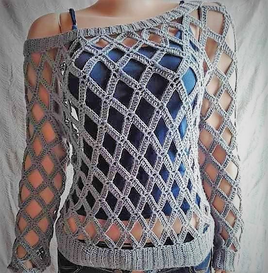 Crochet tunic with big holes