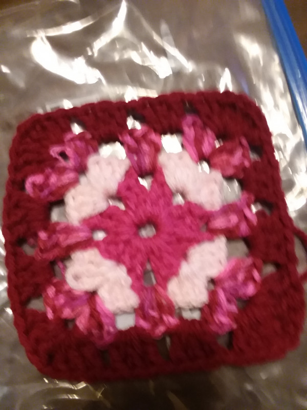 Amish pattern granny square