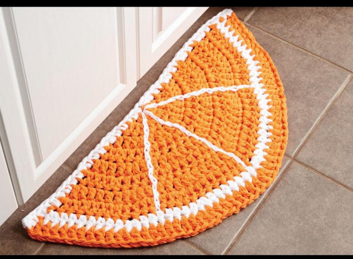 Citrus Slice Crochet Rug