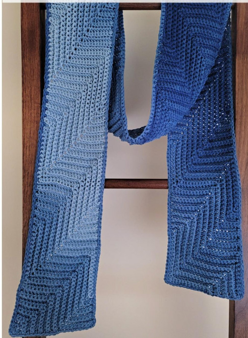 Diagonal Ripple Scarf