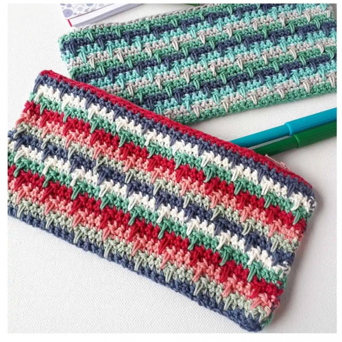 Crochet Pencil case