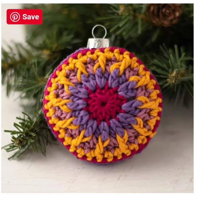 CROCHET ORNAMENT: STUNNING VINTAGE VIBE