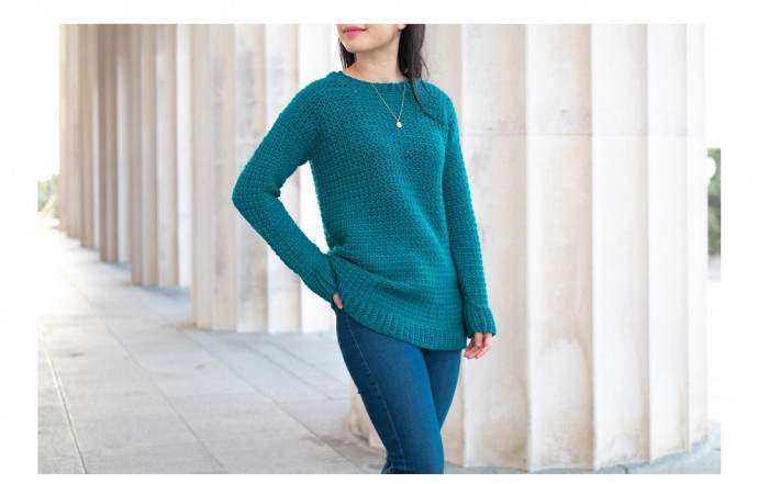Fashionable Sweater for Chilly Weather: A Stylish and Comfortable Crochet Project Fashionable Sweater for Chilly Weather: A Stylish and Comfortable Crochet Project