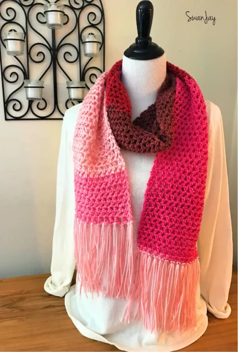 Create an Adorable Holiday Crochet Project Using Blushy Caron Cake Yarn Create an Adorable Holiday Crochet Project Using Blushy Caron Cake Yarn