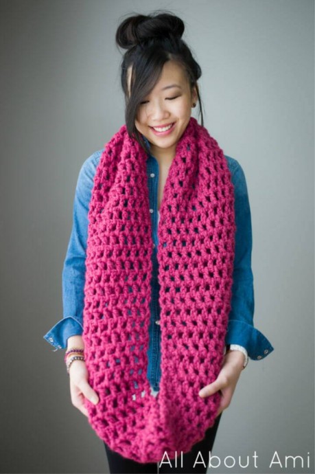 How to Create a Beautiful Long Crochet Double Cowl with Free Pattern How to Create a Beautiful Long Crochet Double Cowl with Free Pattern