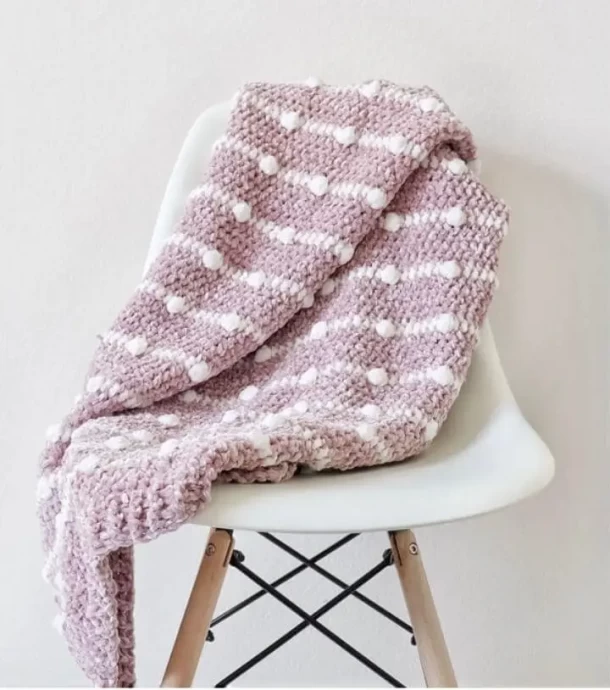 Crochet Velvet Dotted Lines Blanket