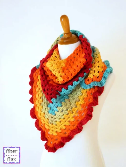 Discover the Charm of Granny Triangular Scarves: A Nostalgic Crochet Project Discover the Charm of Granny Triangular Scarves: A Nostalgic Crochet Project