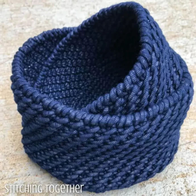 How to Crochet Beverly Bulky Yarn Basket