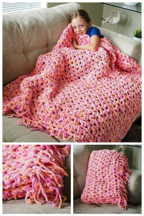 Create Your Own Cozy Blanket: A Simple and Large Crochet Project Create Your Own Cozy Blanket: A Simple and Large Crochet Project