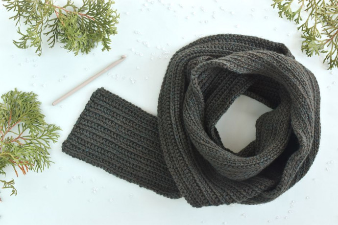 Create a Classic Crochet Men's Scarf: A Perfect Quick Project with Matching Hat Create a Classic Crochet Men's Scarf: A Perfect Quick Project with Matching Hat