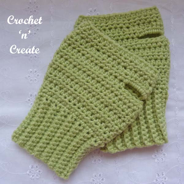 Fingerless crochet gloves (Must have!)