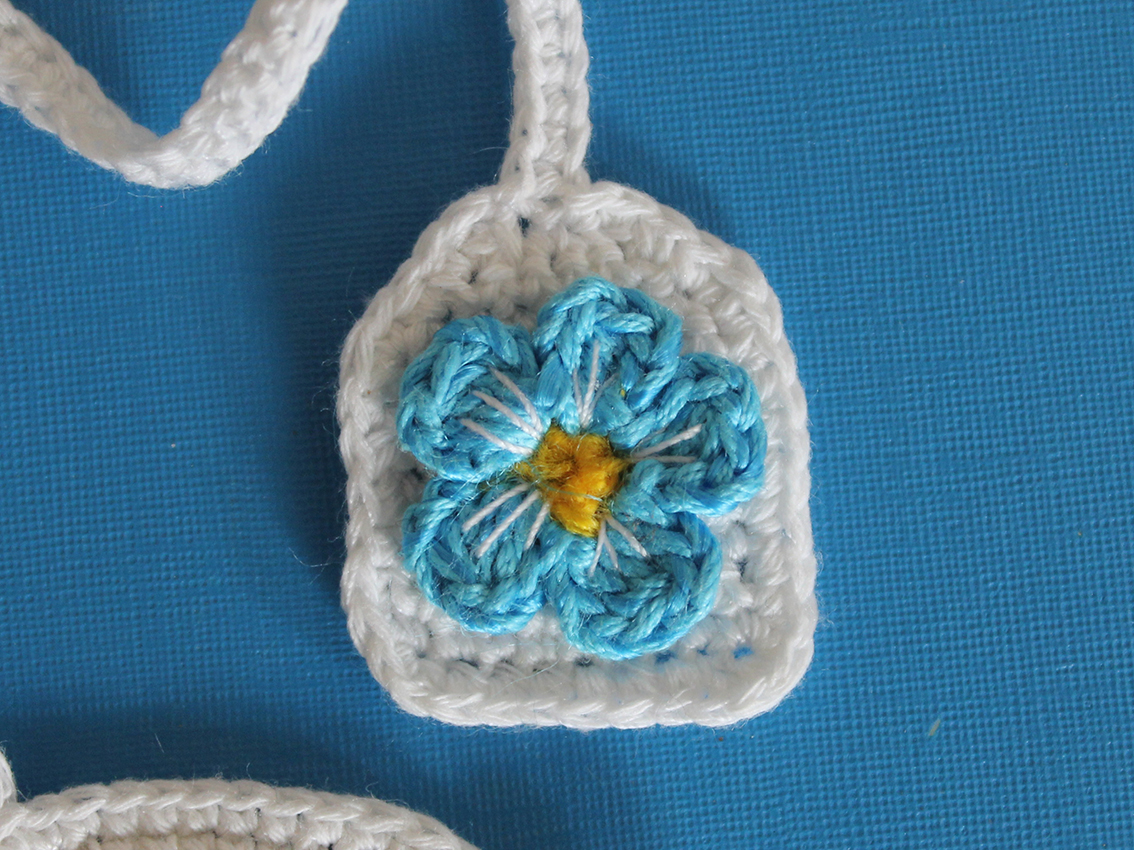 Create Your Adorable Crochet Cup of Coffee Bookmark for Cozy Reading Sessions