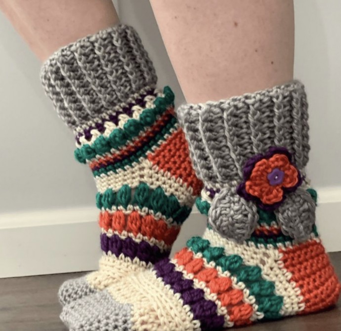 Cute Boho House Socks Crochet Pattern (FREE)