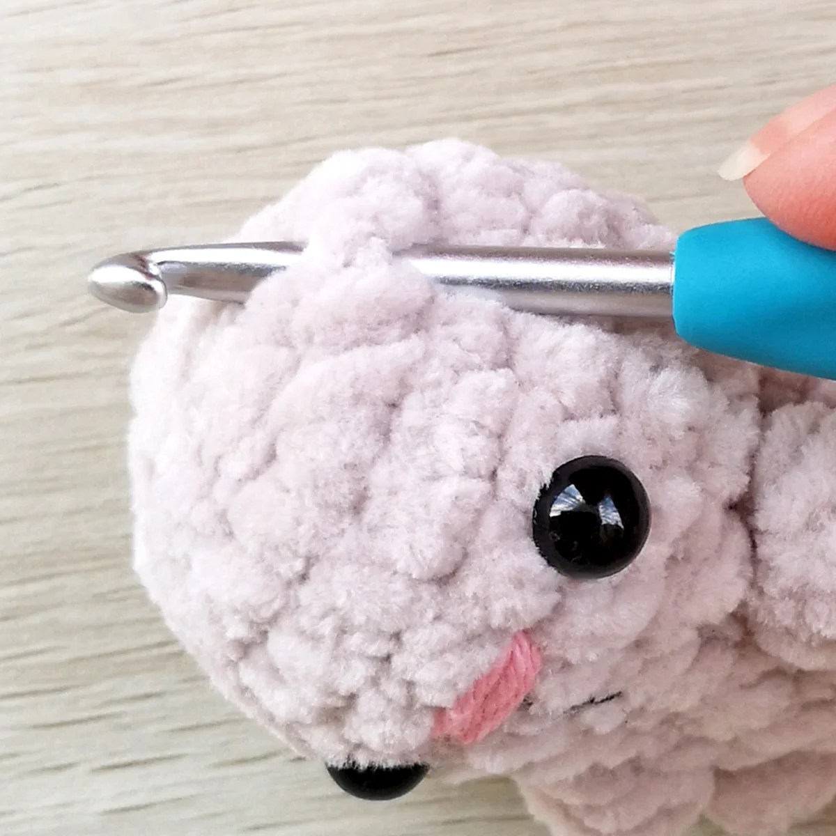 Crochet Adorable Mouse