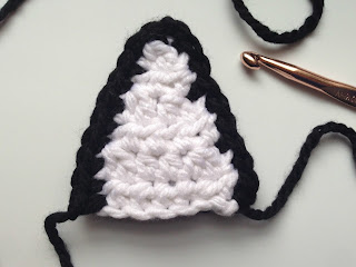 Create Your Own Crochet Women's Quick Chunky Cat Hat for a Stylish Winter Look