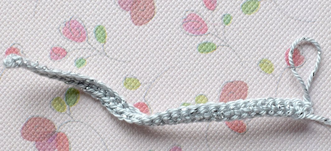 Create Charming Crocheted Half Hearts: A Step-by-Step Guide for Beginners
