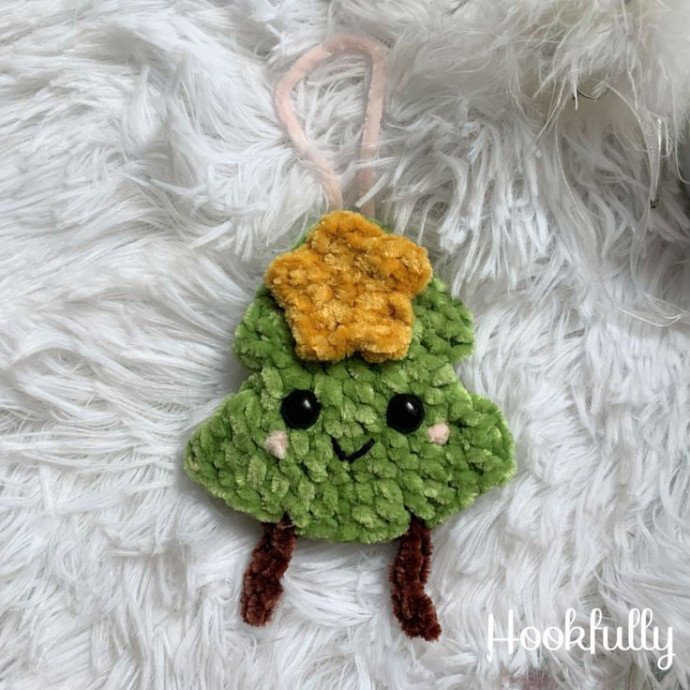 Create Beautiful Crochet Christmas Tree Ornaments for Your Holiday Decor