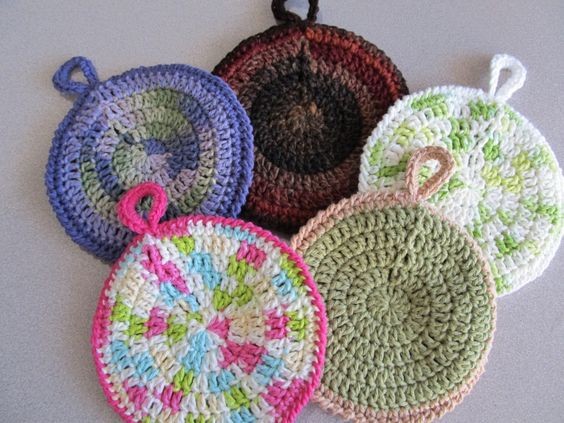 Create Charming Circular Potholders with Crochet: Easy DIY Patterns and Tips Create Charming Circular Potholders with Crochet: Easy DIY Patterns and Tips