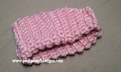 Create Your Own Crochet Chunky Button Ear Warmer &ndash; A Stylish and Cozy Accessory
