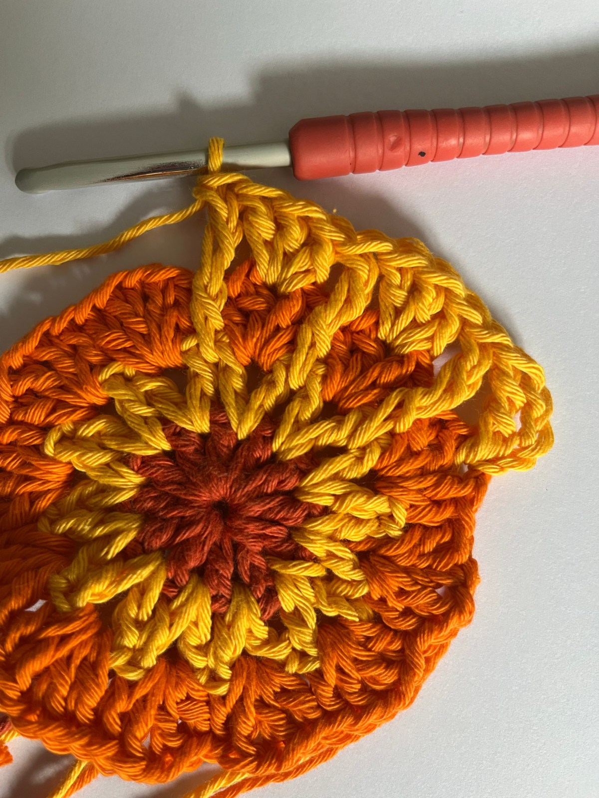 Create Vibrant Crochet Summer Solstice Granny Square for Your Summer Projects